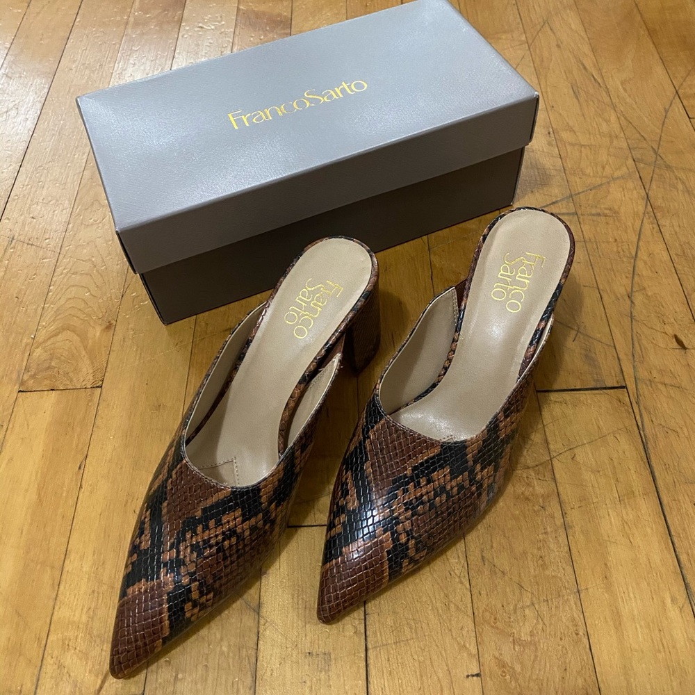 NWT Franco Sarto Snake Skin Mules
